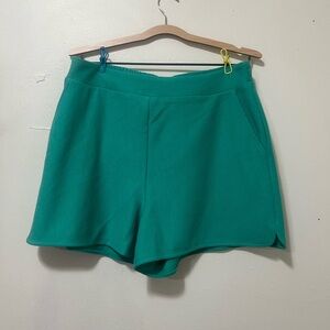 SSYS Blake Solid Pleated Shorts